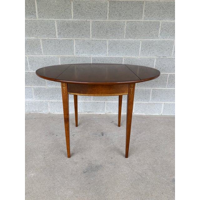 Hitchcock Hitchcock Harvest Maple Hepplewhite Style Drop Leaf 42" Dining Table For Sale - Image 4 of 12