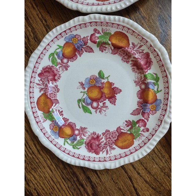 Offered are a set of 12 Copland Spode luncheon plates. They are from the 1920's and must be quite rare because I could not...
