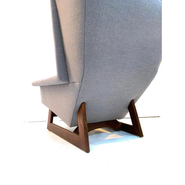 Mid Century Adrian Pearsall for Craft Associates Wingback Chair With Sculptural Walnut Base For Sale In New York - Image 6 of 7