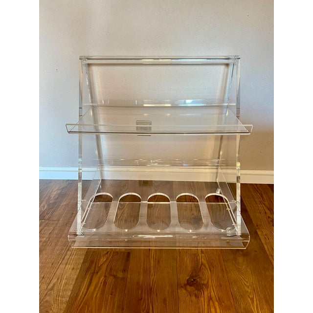 Plastic Space Age Serving Trolley in Acrylic Glass on Chrome Wheels with 5 Bottle Compartments and Serving Plate, 1970s For Sale - Image 7 of 11