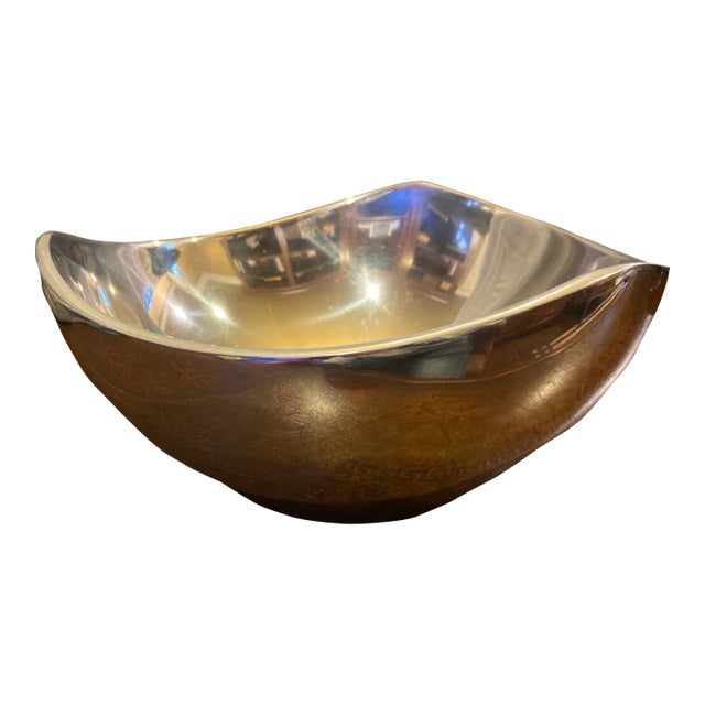 Vintage Nambe #527 Tri-Corner 9" Metal Alloy Bowl - Mint Condition For Sale