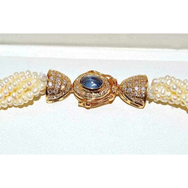 Contemporary Certified Natural 141.4CTS VS F Diamond Emerald Sapphire Pearl 18K Solid Gold Necklace For Sale - Image 3 of 8