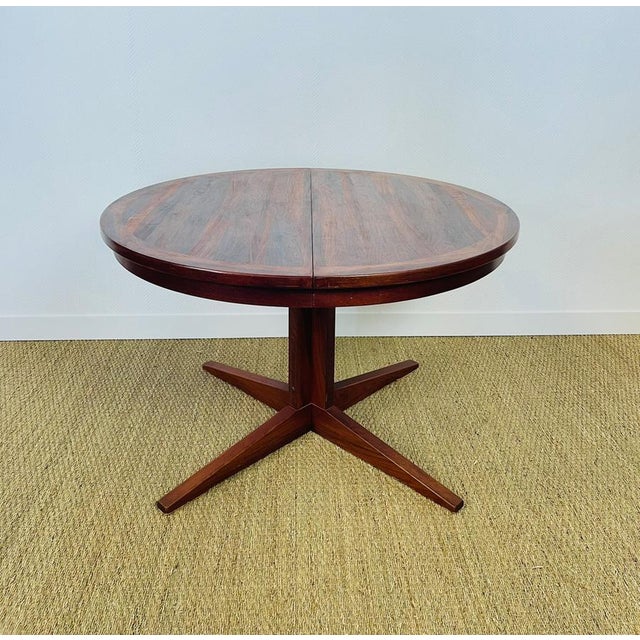 Scandinavian Walnut Round Extendable Dining Table, 1960s For Sale - Image 13 of 13