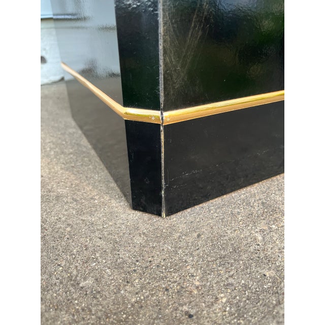 Postmodern 1980s Postmodern Side Tables With Mirror Top & Black Laquered Pedestal Base For Sale - Image 3 of 12