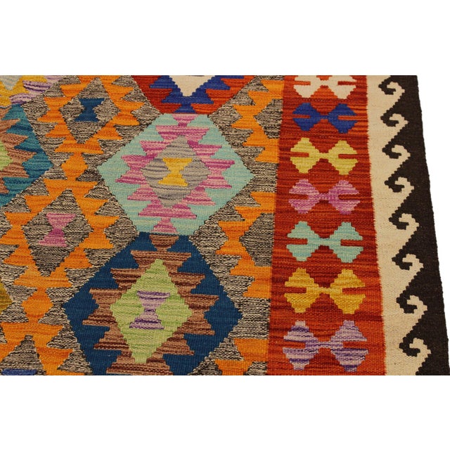 1990s Caucasian Kilim Chocolate Ivory Wool Rug - 5'6" X 7'7" For Sale - Image 5 of 7