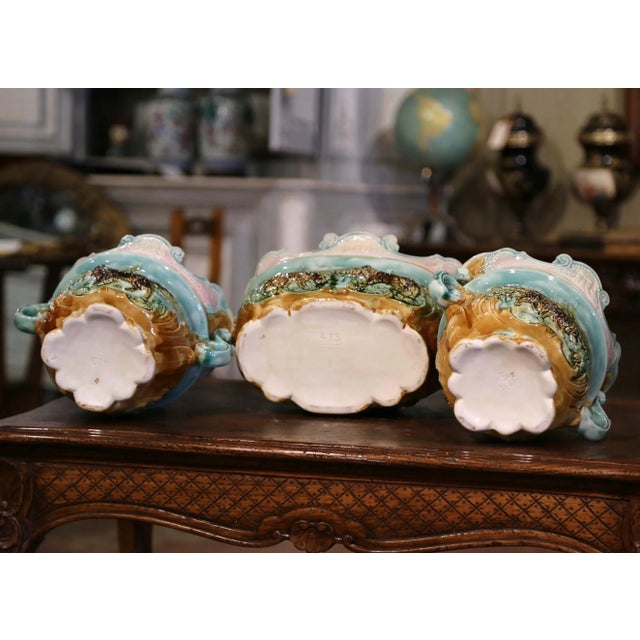 19th Century French Barbotine Hunt Motifs Cache Pots and Jardiniere, Set of 3 For Sale - Image 12 of 12