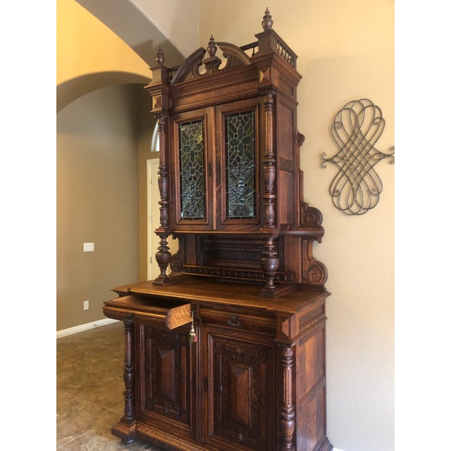 Late 19th Century Antique Chippendale Hutch! Stunning Antique! For Sale In Las Vegas - Image 6 of 12