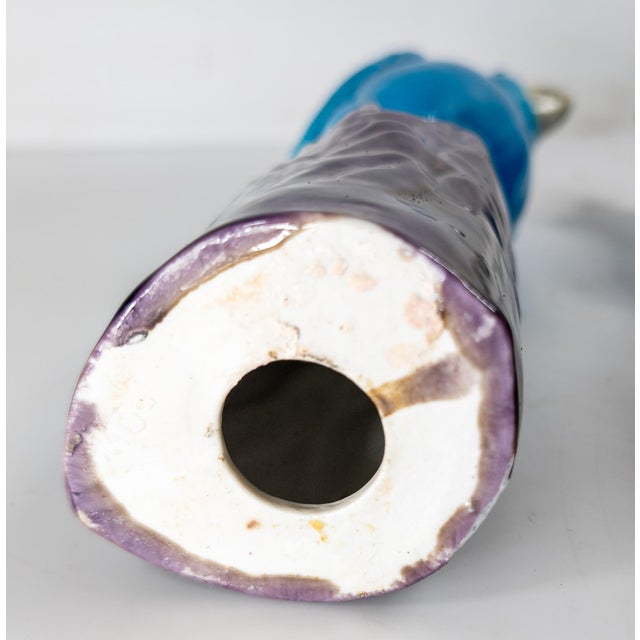 20th Century Pair of Chinese Chinoiserie Turquoise Blue and Purple Parrot Figures For Sale - Image 10 of 13