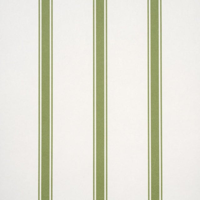 Traditional Schumacher Westerly Stripe Wallcovering In Moss For Sale - Image 3 of 6
