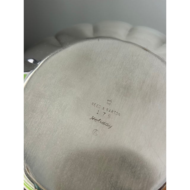 Metal Vintage Reed & Barton Holiday Collection Silverplate Serving Bowl #175 & Tray #109 Set – Scalloped Rim Hollowware For Sale - Image 7 of 12