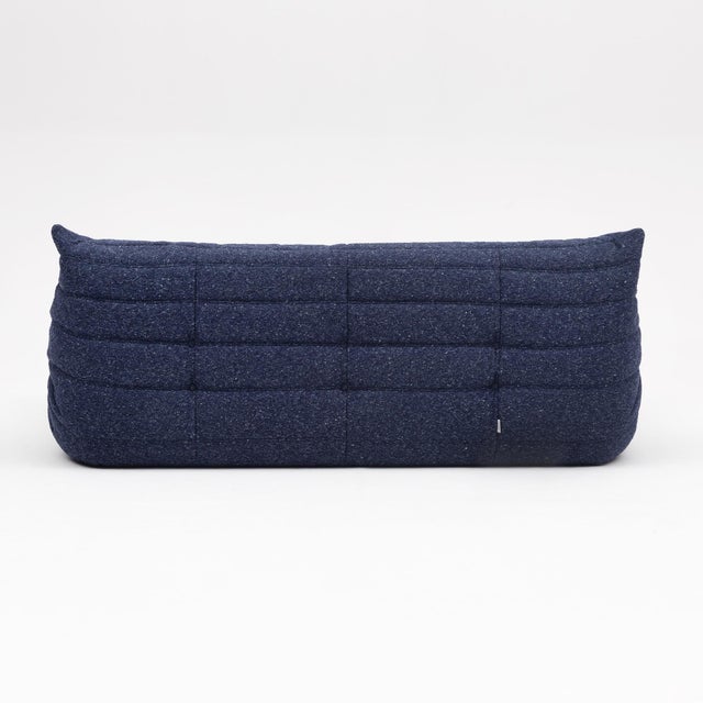 2000 - 2009 Restored Ligne Roset Togo 3-Seater in Indigo Grain Bouclé - Vintage European Original For Sale - Image 5 of 17
