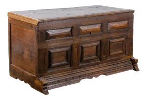 Provencial Spanish Oak Paneled Coffer, C.17th Century