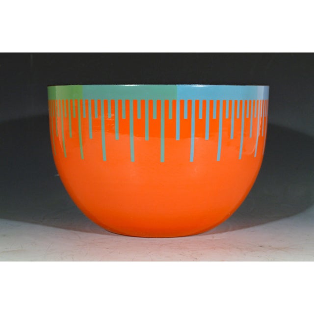 1970s Richard Anuszkiewicz Op Art Enamel Bowl, Made for the Hirshhorn Museum and Sculpture Garden American, 1976 For Sale - Image 5 of 8