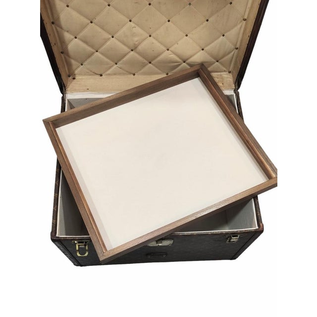 Antique Trunk from Louis Vuitton, 1905 For Sale - Image 10 of 16