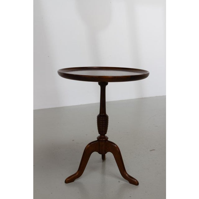 1960s Round Danish Side Table in Oak and Walnut by Anton Kildeberg, 1960s For Sale - Image 5 of 17