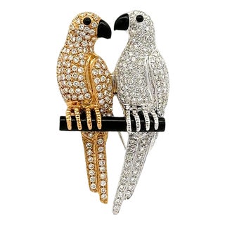 Diamond Onyx 18k Gold Two-Tone Lovebirds Pendant-Brooch For Sale