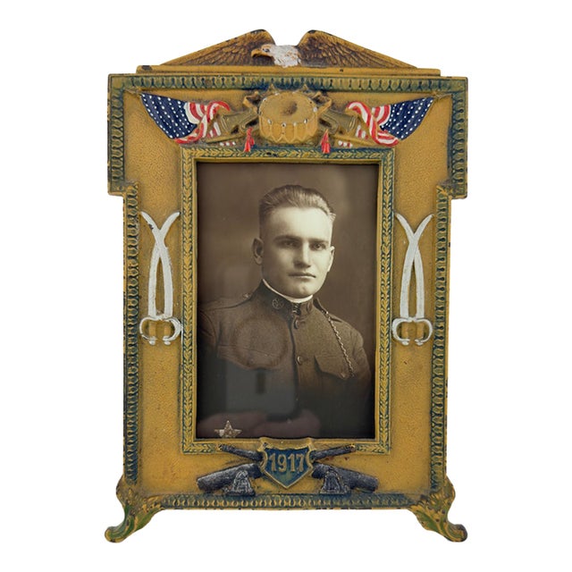 1910s Wwi Judd Cast Iron Picture Frame With Silver Star Soldier Photo - Waco Tex For Sale