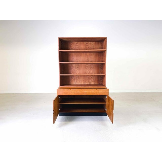 Sven Ellekaer Mid-Century Bookcase in Teak by Sven Ellekaer for Bramin, 1960s For Sale - Image 4 of 11