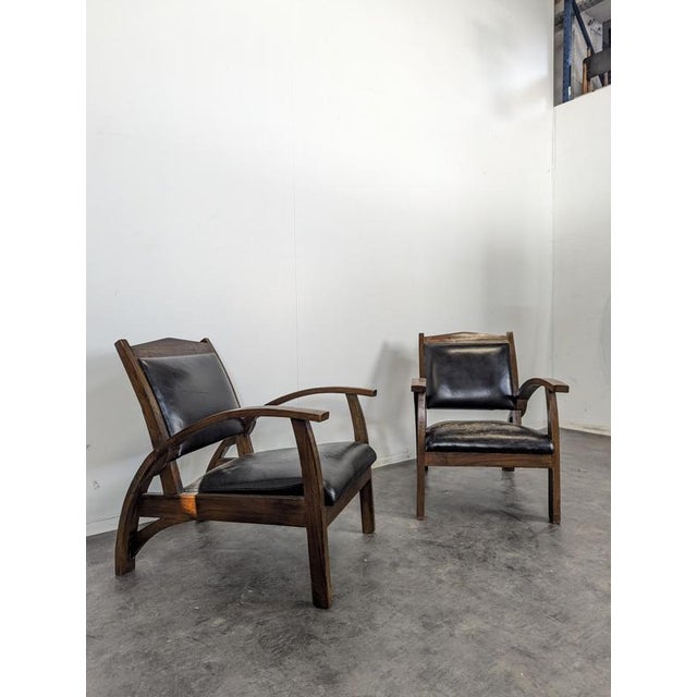 Leather Lounge Chairs, Set of 2, in Very Good conditions.