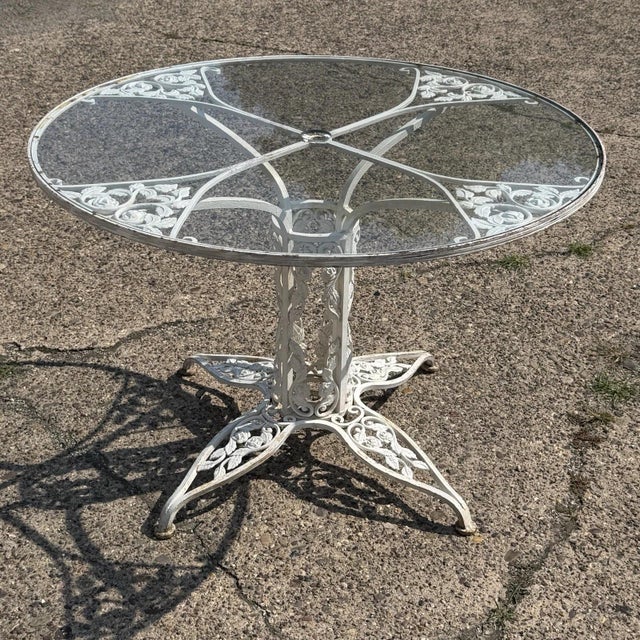 Vintage Russell Woodard Orleans Wrought Iron Pedestal Base Patio Dining Table For Sale - Image 16 of 16