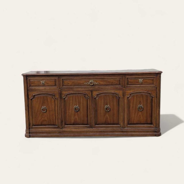 Henredon 1970s Credenza – Traditional Walnut Sideboard With Brass Pulls & Adjustable Shelving, 66” Vintage Cabinet For Sale - Image 11 of 18
