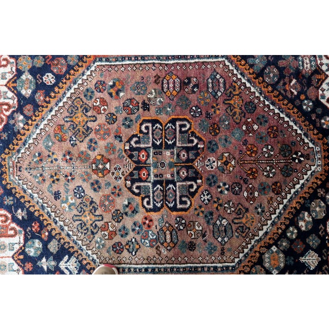 1940s, Handmade Vintage Persian Shiraz Rug 4.8' X 6.8' For Sale - Image 10 of 10