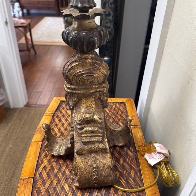 Rustic European Vintage Carved Wood Fragment Table Lamp by John Richard For Sale - Image 3 of 8