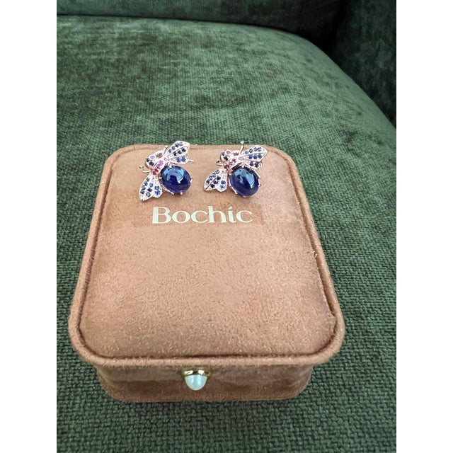 Bochic “Orient” Blue Sapphire & Ruby Earrings Set In 18K Yellow Gold & Silver, 2 pieces For Sale - Image 4 of 10