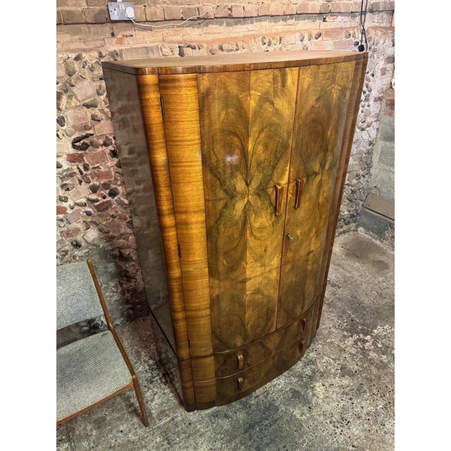 Vintage Art Deco Walnut Wardrobe, 1930s, in Good conditions. Designed 1920 to 1949