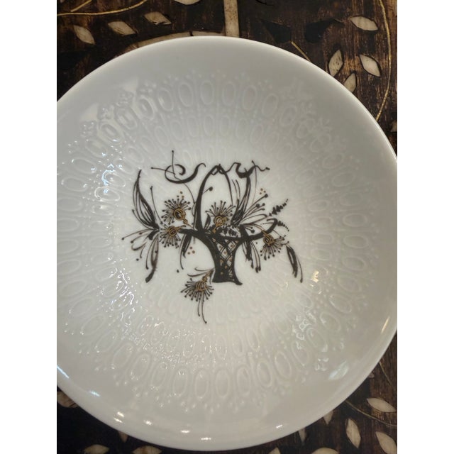 Art Nouveau Rosenthal Porcelain Classic Rose Collection Basket Motif Small Serving Bowls Set of 4 For Sale - Image 3 of 10