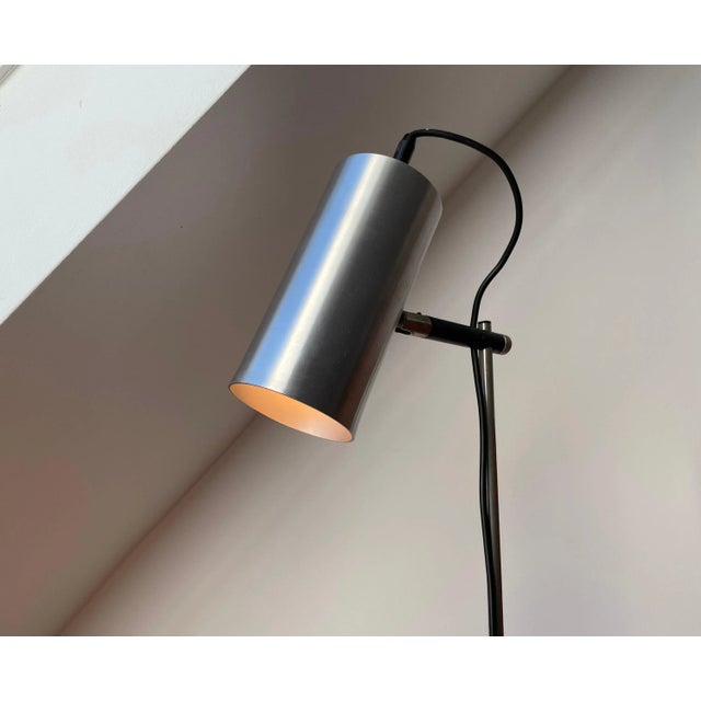 Original 60s! Very rare! Minimalist 60s clamping lamp for your Stuga! The lamp is very high-quality and extremely rare....