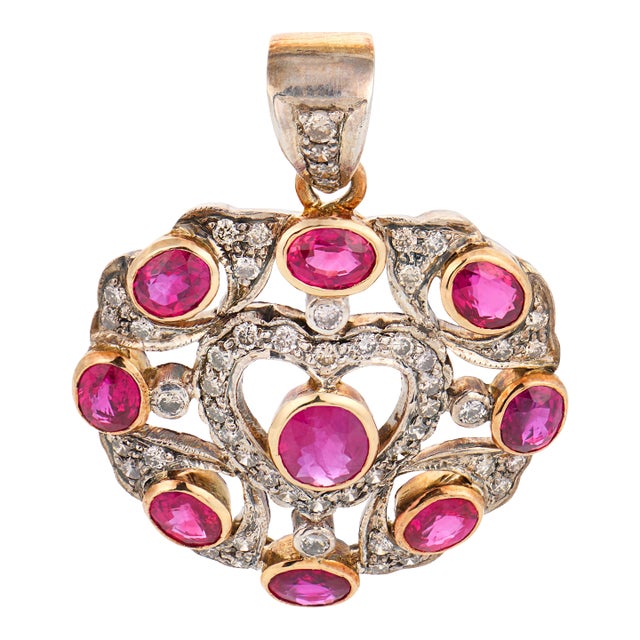 Mid Century 4.00 Carat Ruby Diamond 18k Yellow Gold and Silver Pendant For Sale