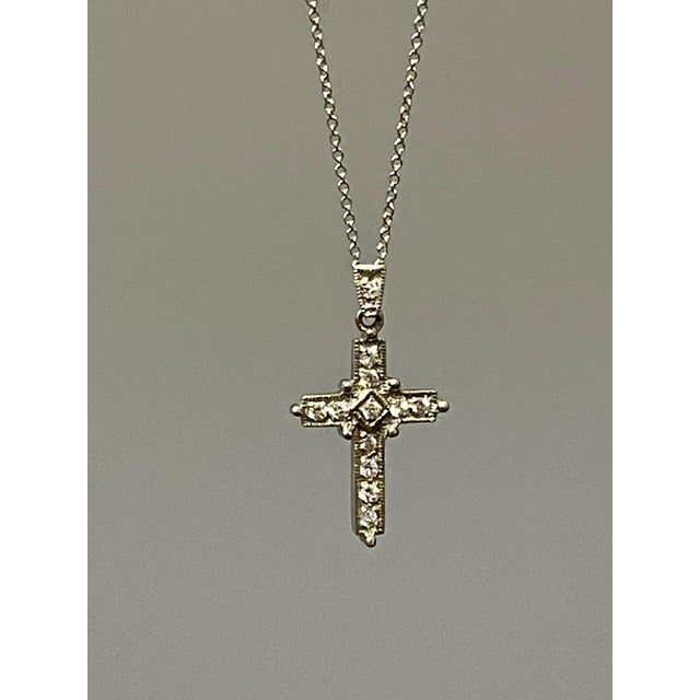 Metal White Diamond Cross Pendant with White Gold Necklace 18 Karat White Gold For Sale - Image 7 of 18