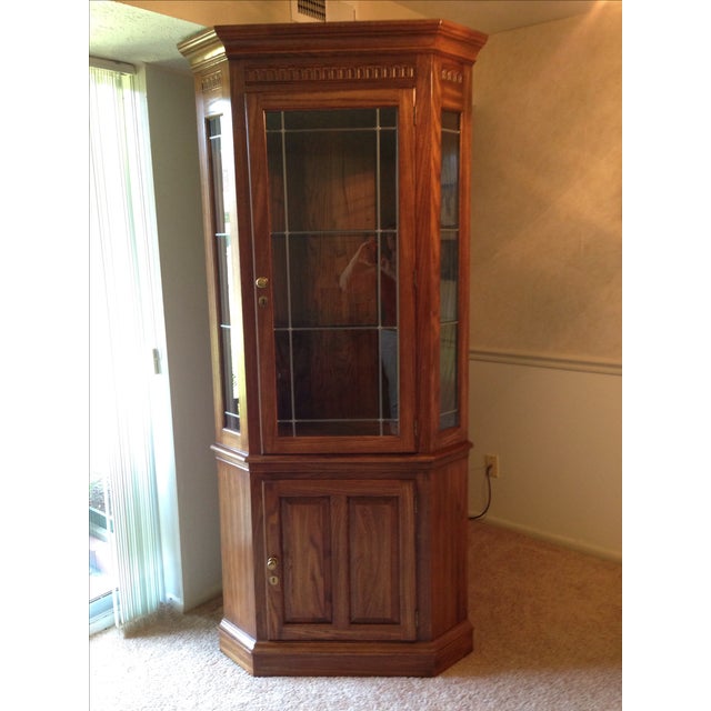 Pennsylvania House Lighted Corner China Cabinet | Chairish