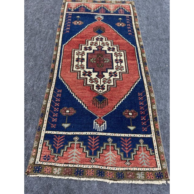 Turkish Yastik Rug 1'8" x 3'8" For Sale - Image 4 of 5