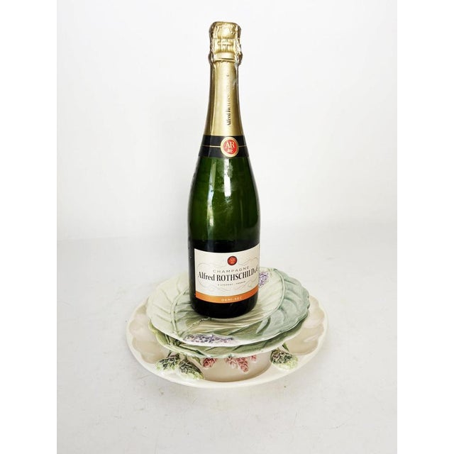 Majolica and Porcelain Plates, France, 1960s, Set of 3 For Sale - Image 4 of 15