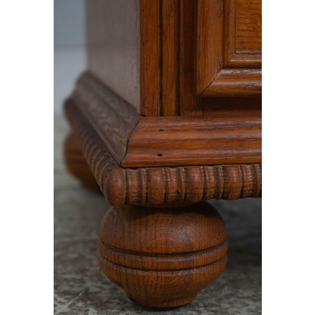 Lexington Oak Victorian Mansion 6 Drawer Lingerie Chest Semainier For Sale - Image 11 of 16