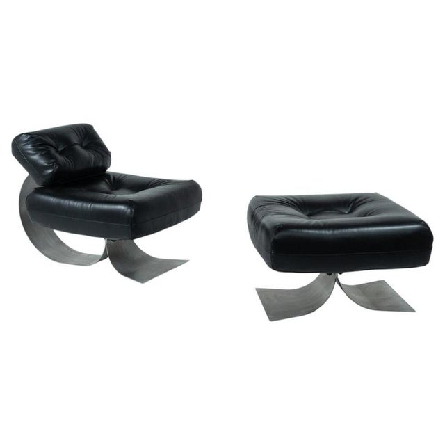 Black Leather Model Alta Lounge Chair and Ottoman attributed to Oscar Niemeyer, 1970, Set of 2 For Sale - Image 12 of 12
