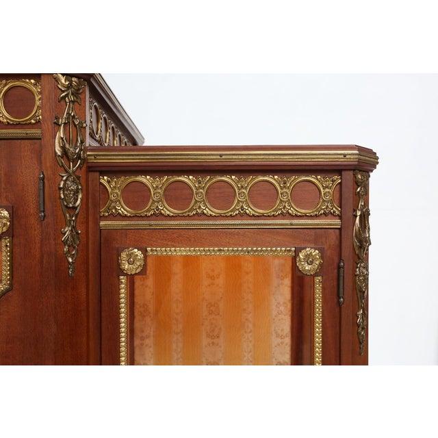 Louis XVI Display Cabinet in Marquetry with Light, France, 1850s For Sale - Image 3 of 18