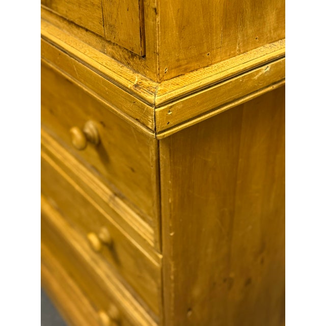 1990s Rustic Scrubbed Pine Farmhouse Chest of Drawers For Sale - Image 5 of 12