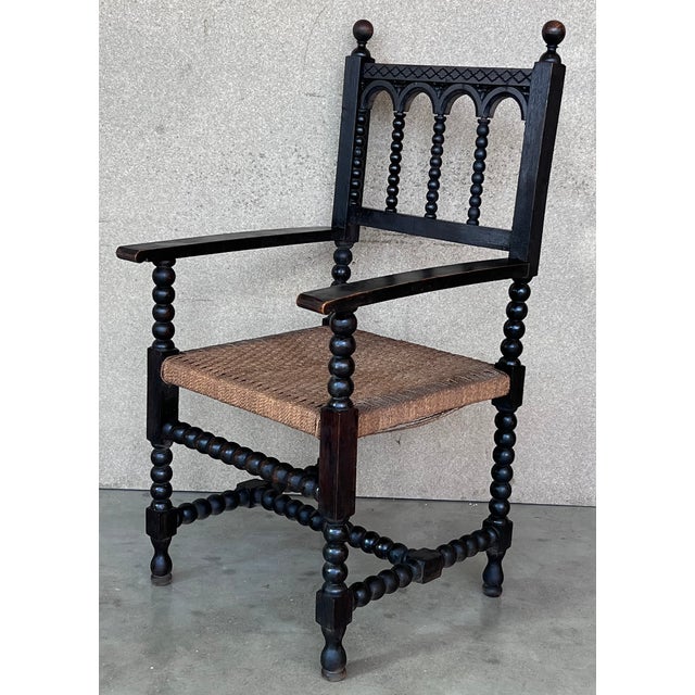 Spanish 20th Century Pair of Catalan Throne Armchairs in Walnut and Caned Seats For Sale - Image 3 of 12
