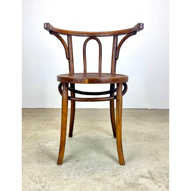 A gorgeous and iconic Thonet style bentwood chair made by Luterma in Estonia circa 1920’s. Similar to Thonet model 233....