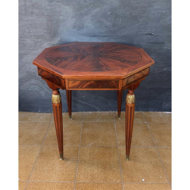French Louis XVI Style Marquetry Side Tables, 1940, Set of 2 For Sale - Image 6 of 14