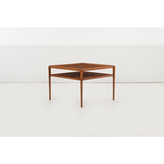 1950s t.h. Robsjohn-Gibbings for Widdicomb Model 1781 Two-Tier Lamp Table, 1953 For Sale - Image 5 of 7