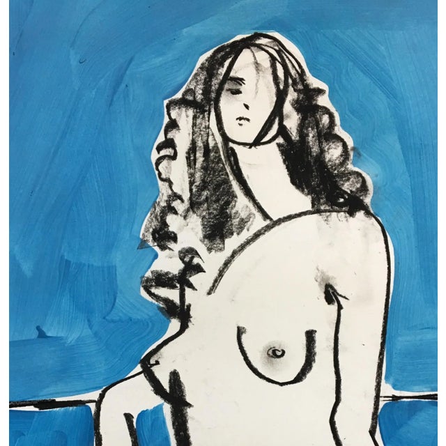 Drawing from the model - gesture drawing of the beauty of a woman.