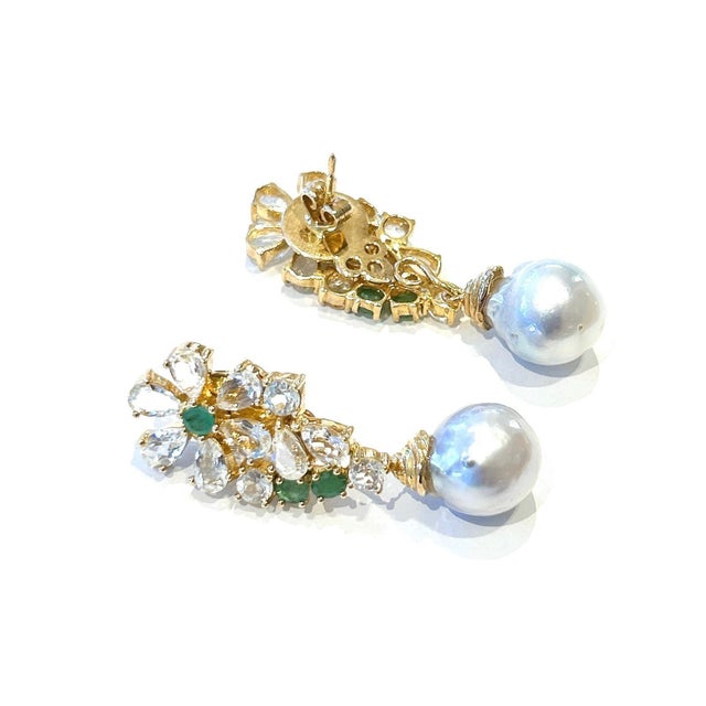 Bochic “Orient” Vintage Natural Emerald & Pearl Earrings Set 18K Gold & Silver For Sale - Image 4 of 5