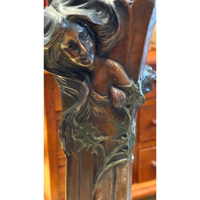 Early 20th Century Early Patinated Bronze Art Nouveau Vase With Maiden & Floral Design by Francesco Flora For Sale - Image 14 of 17