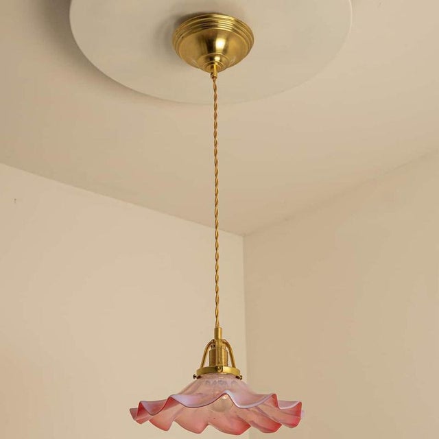 Glass Art Deco Ruffled Murano Hand Blown Glass Pendants in Pink and White, 1940 For Sale - Image 7 of 11