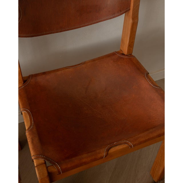 Brutalist Elm and Leather Dining Chairs from Maison Regain, 1970s, Set of 4 For Sale - Image 9 of 16