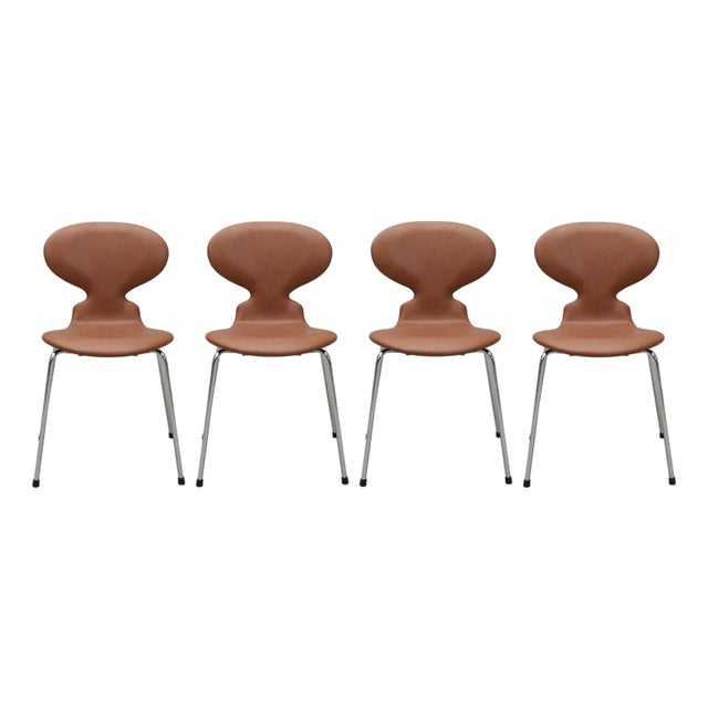 Series 7 Model 3107 Dining Chairs in Cognac Leather by Arne Jacobsen for Fritz Hansen, Set of 4 For Sale